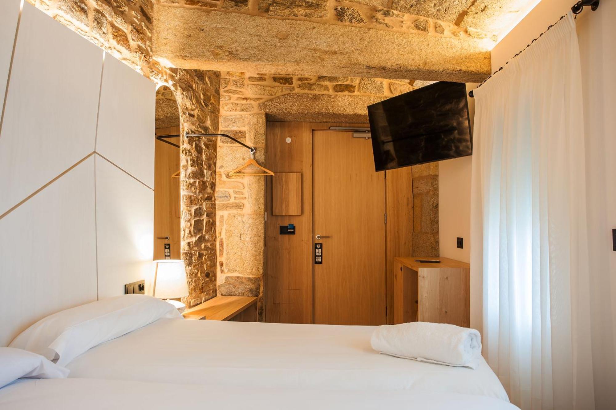 Hotel Plaza Obradoiro By Bossh! 2*